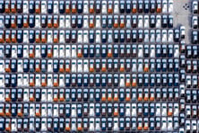 Volkswagen Financial Services adopts Microsoft Azure PaaS faster with software intelligence